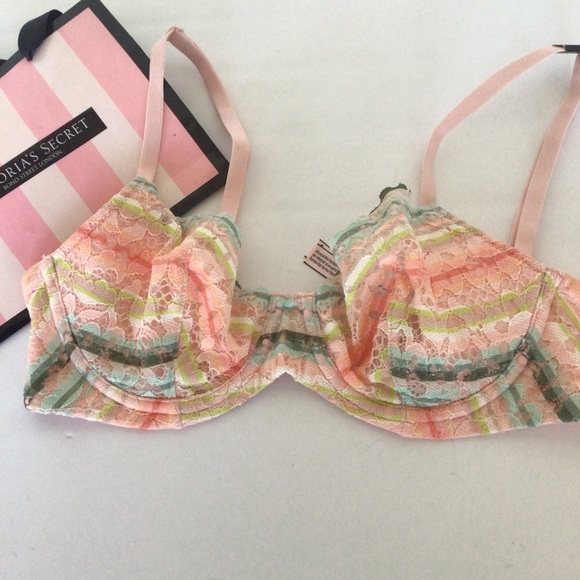 VICTORIAS SECRET BODY BY VICTORIA UNLINED DEMI BRA SIZE 34C NWT - Picture 2 of 16